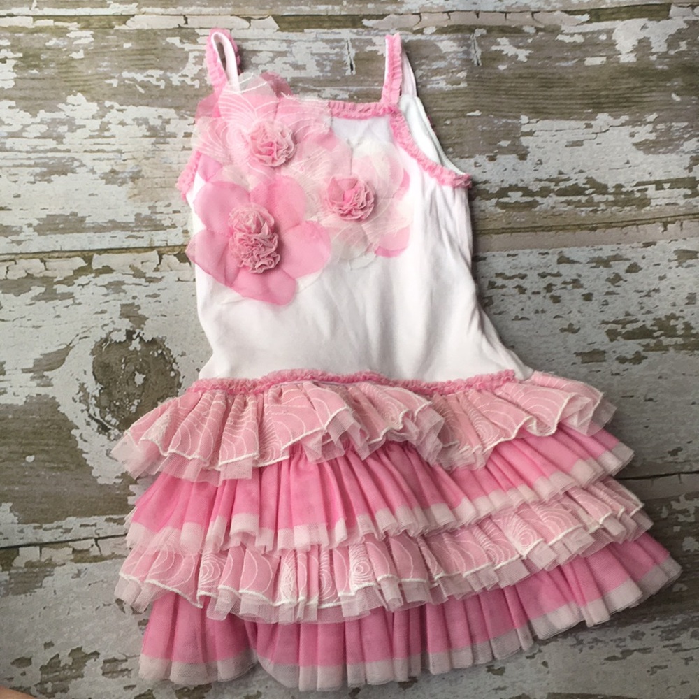 Isobella&Chloe Light Pink flower dress!